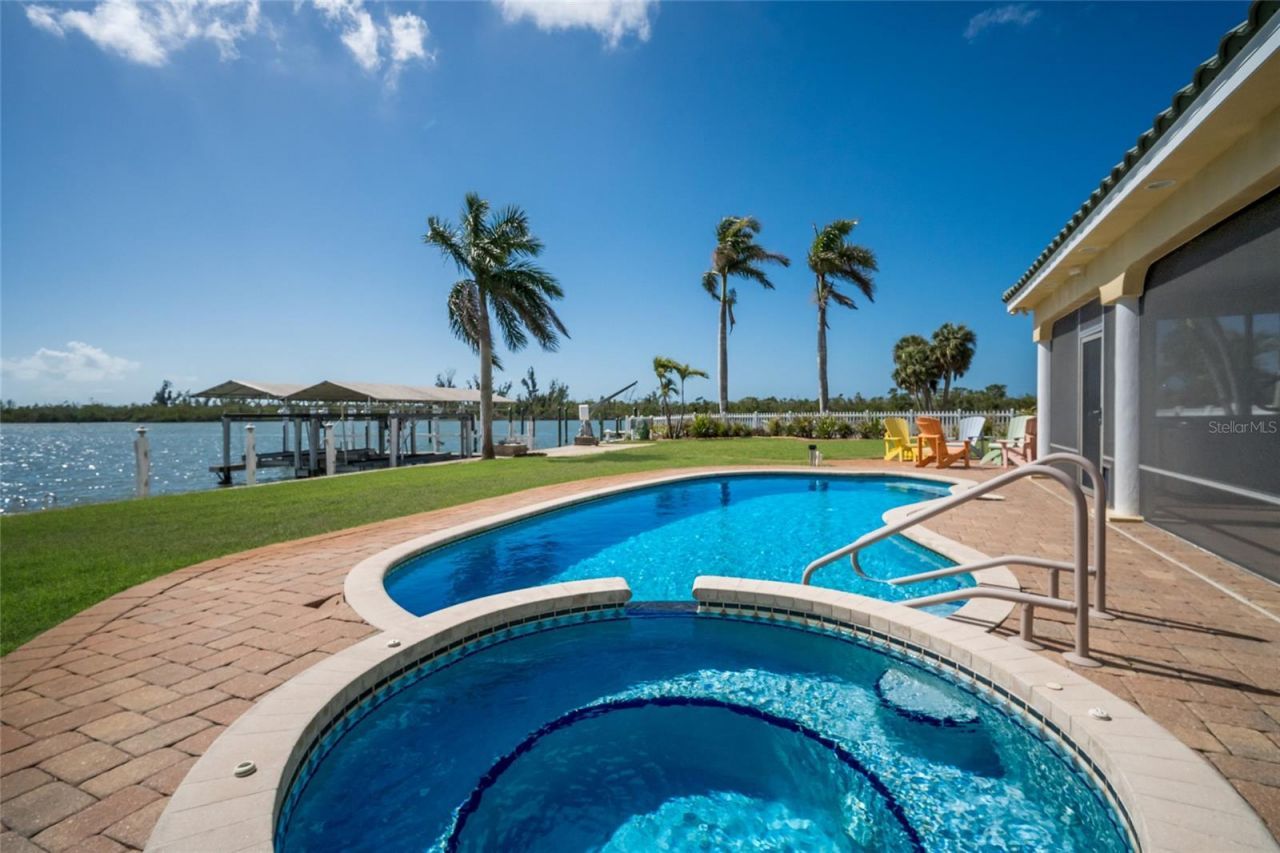 90 Buccaneer Bend, Placida, FL 33946 Photo