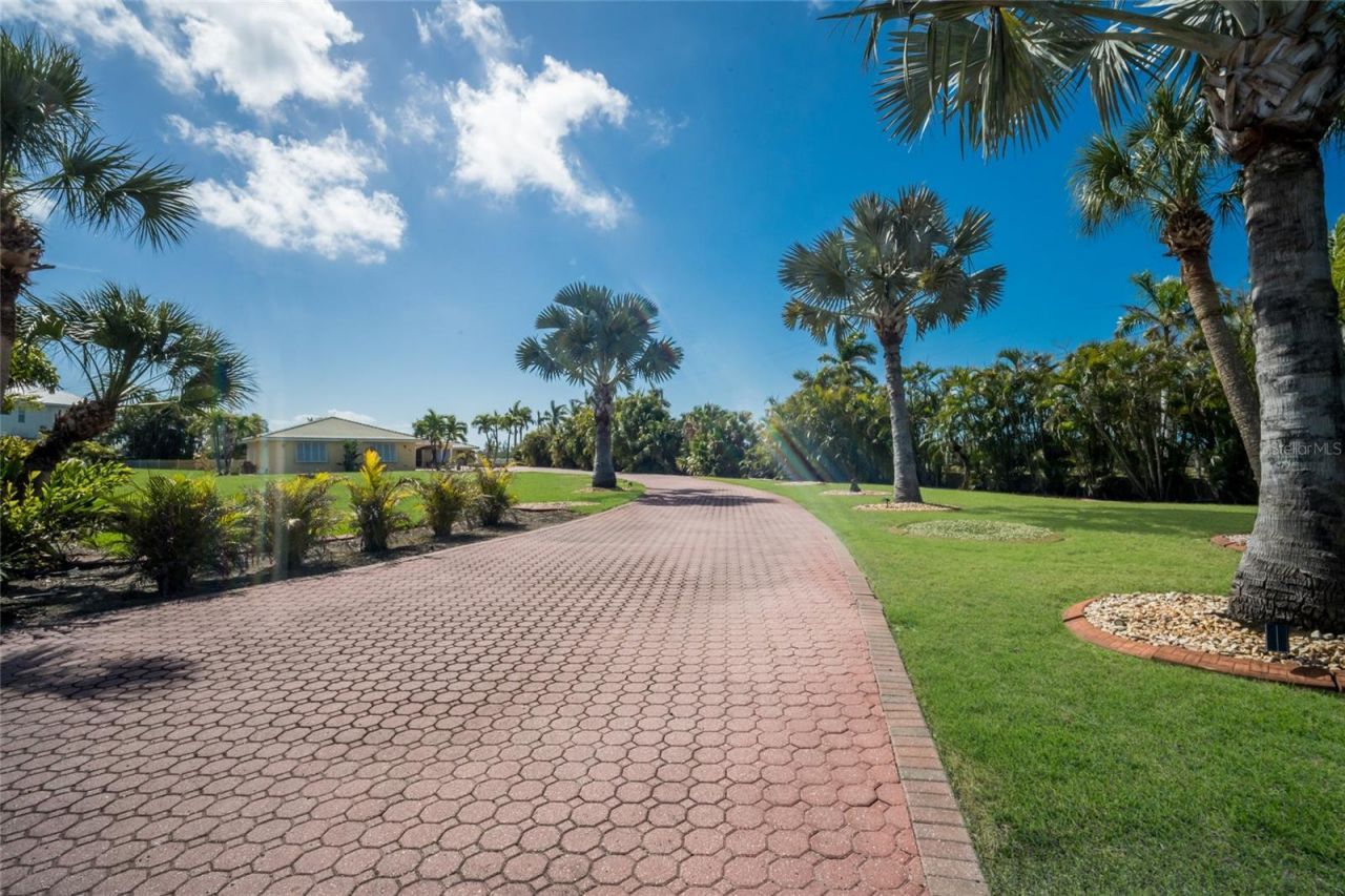 90 Buccaneer Bend, Placida, FL 33946 Photo