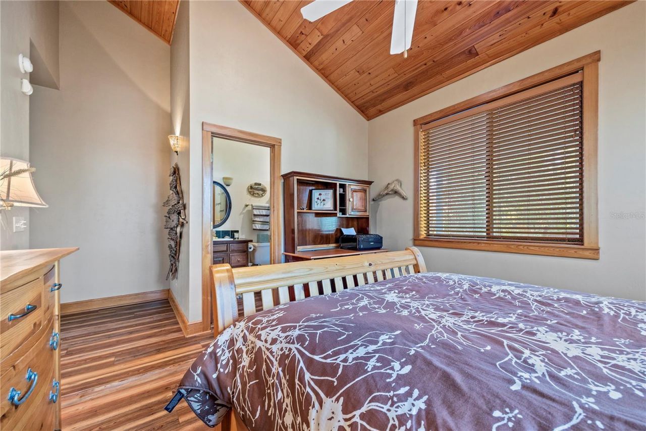 1376 Riverside Avenue , Fort White, FL 32038 Photo