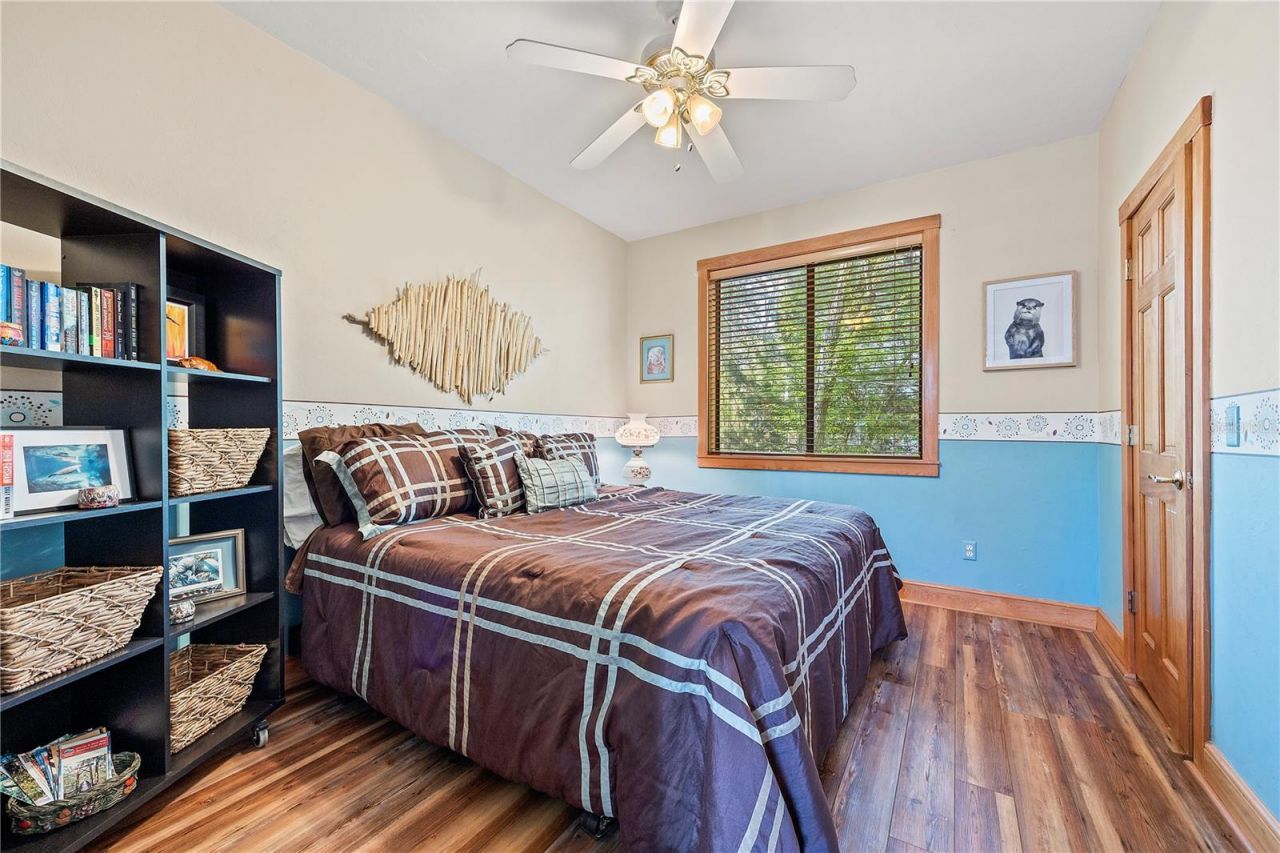 1376 Riverside Avenue , Fort White, FL 32038 Photo