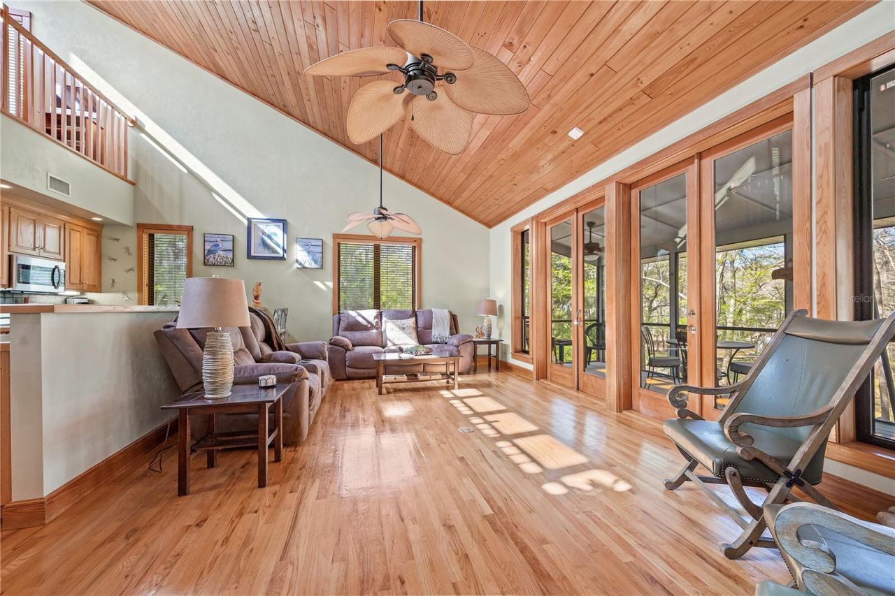 1376 Riverside Avenue , Fort White, FL 32038 Photo