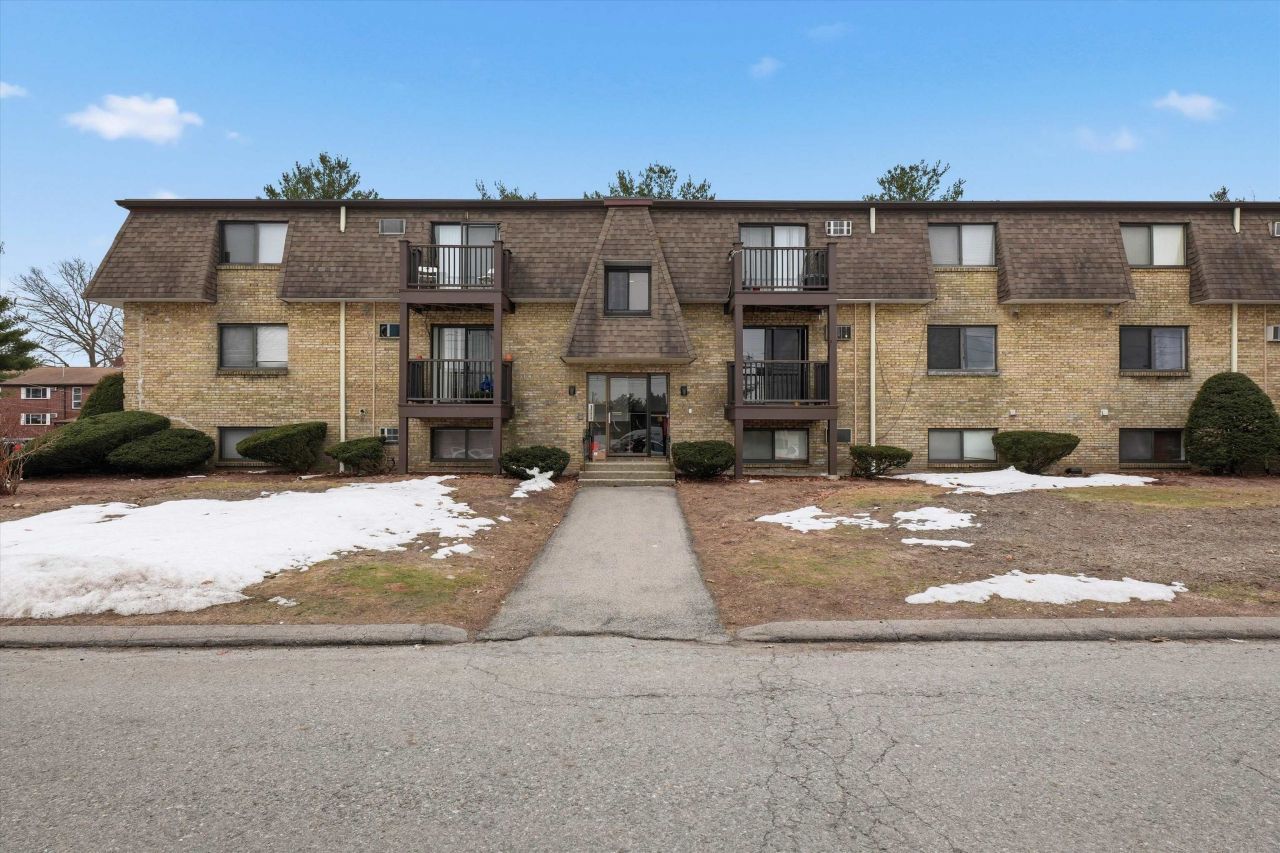 14 Tiffany Road, Unit 6, Salem, NH 03079 Main Photo