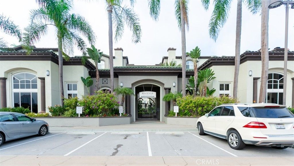 9293 Regents Road, Unit C303, La Jolla, CA 92037 Main Photo