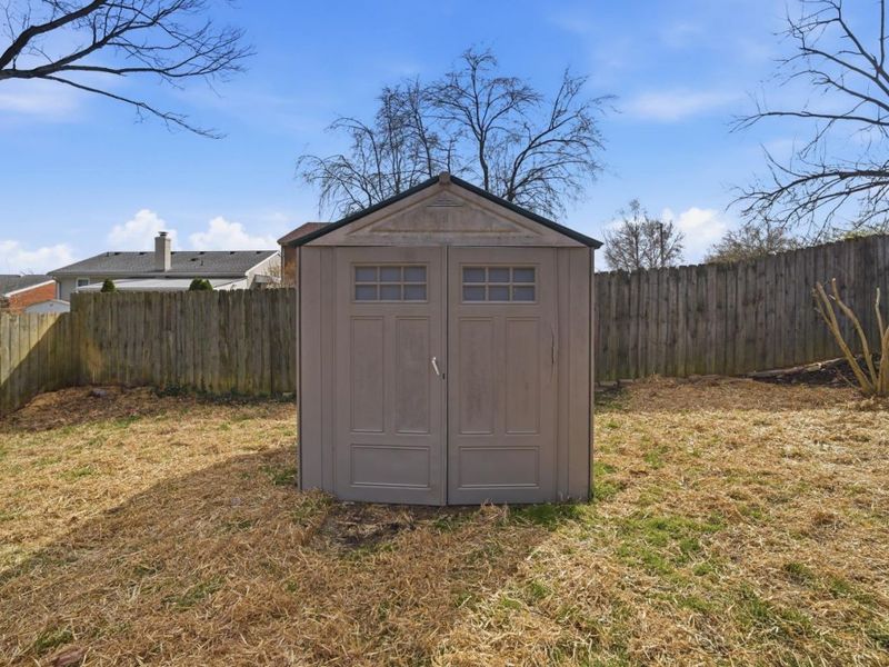 5869 Weston Court, Green Township, OH 45248 Photo 41