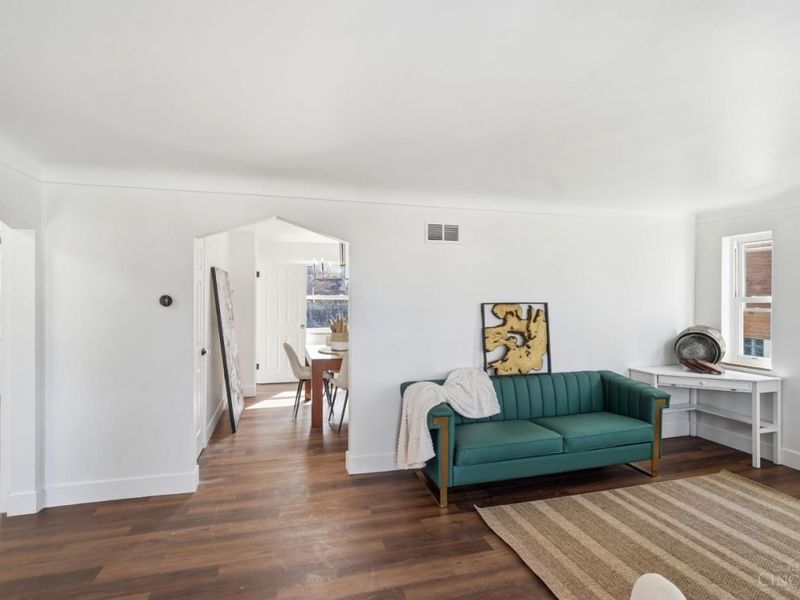 5869 Weston Court, Green Township, OH 45248 Photo 6