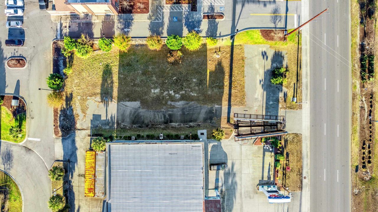 1309 Highway 17 North Photo 18