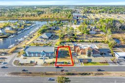 1309 Highway 17 North photo 4