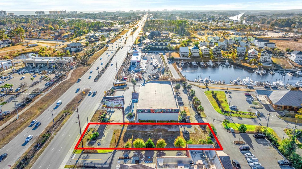 1309 Highway 17 North Photo 4