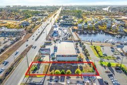 1309 Highway 17 North photo 4