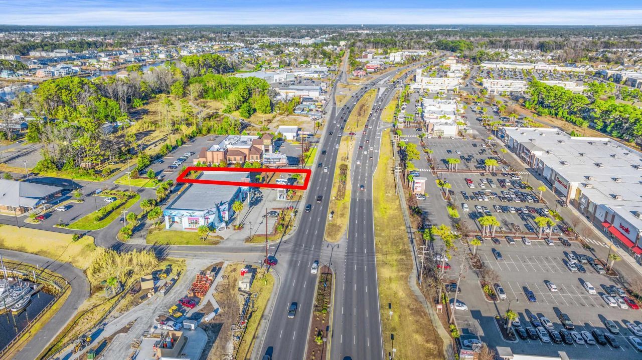 1309 Highway 17 North Photo 6