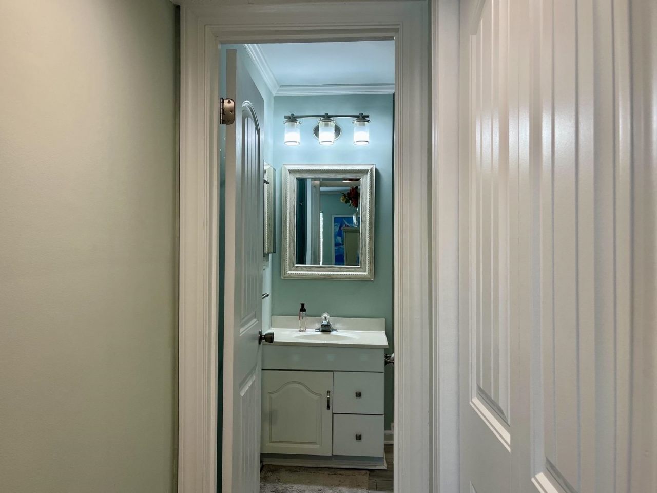 9661 Shore Dr.  Photo 19