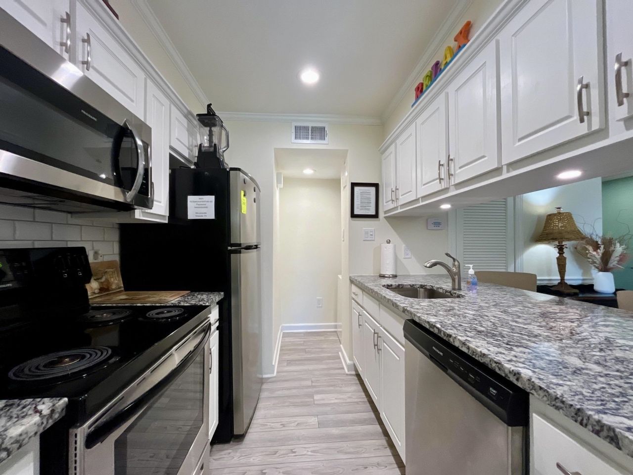 9661 Shore Dr.  Photo 9