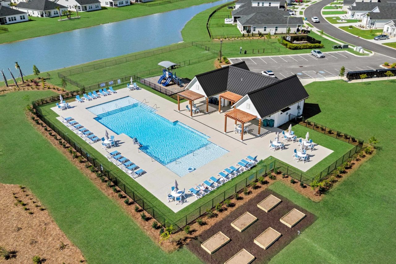 1021 Lauryn Oak Loop Photo 13