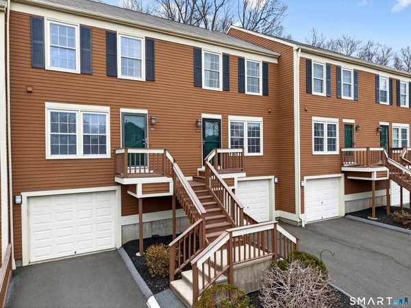 102 Foxbridge Village, Unit 102, Branford, CT 06405
