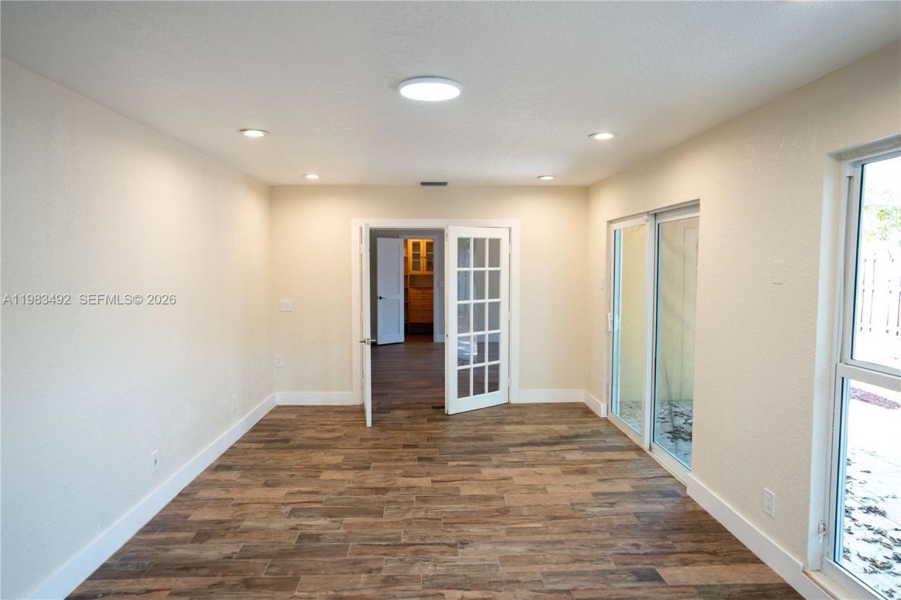 8915 NW 26th Ct , Coral Springs, FL 33065 Photo