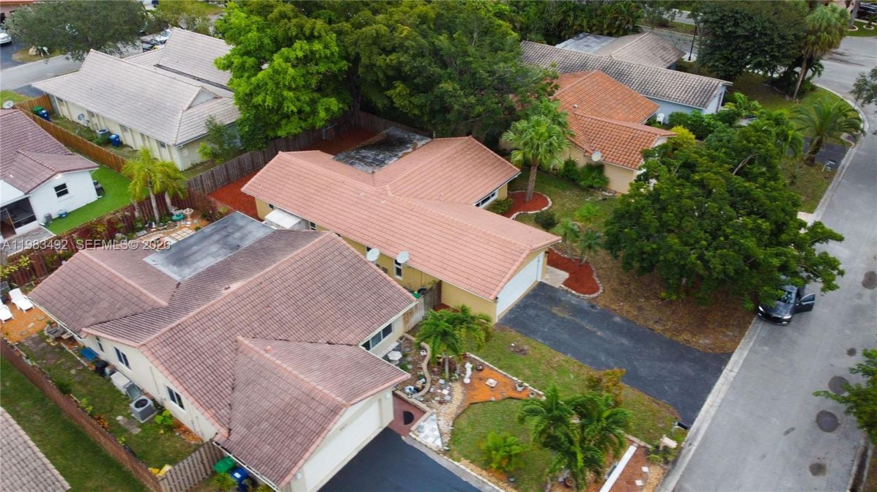 8915 NW 26th Ct , Coral Springs, FL 33065 Photo