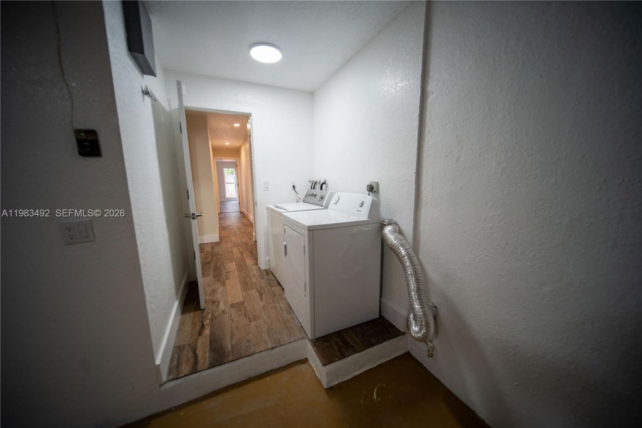 8915 NW 26th Ct , Coral Springs, FL 33065 Photo