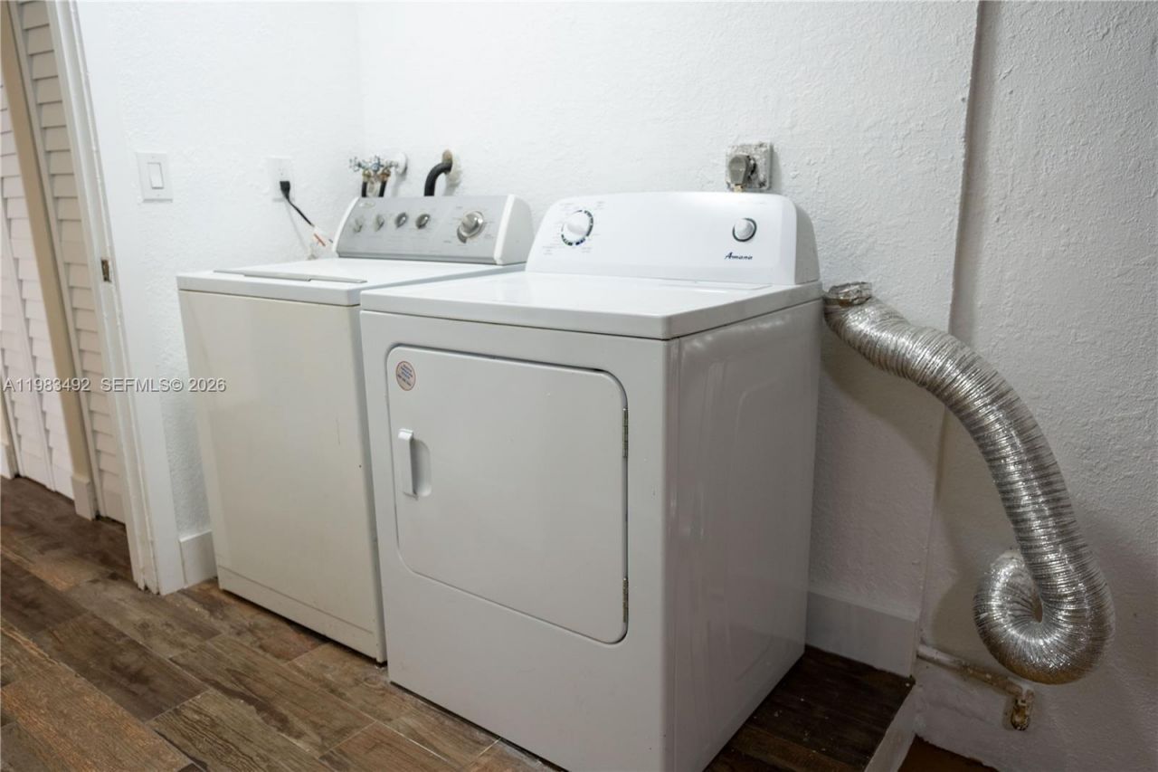 8915 NW 26th Ct , Coral Springs, FL 33065 Photo