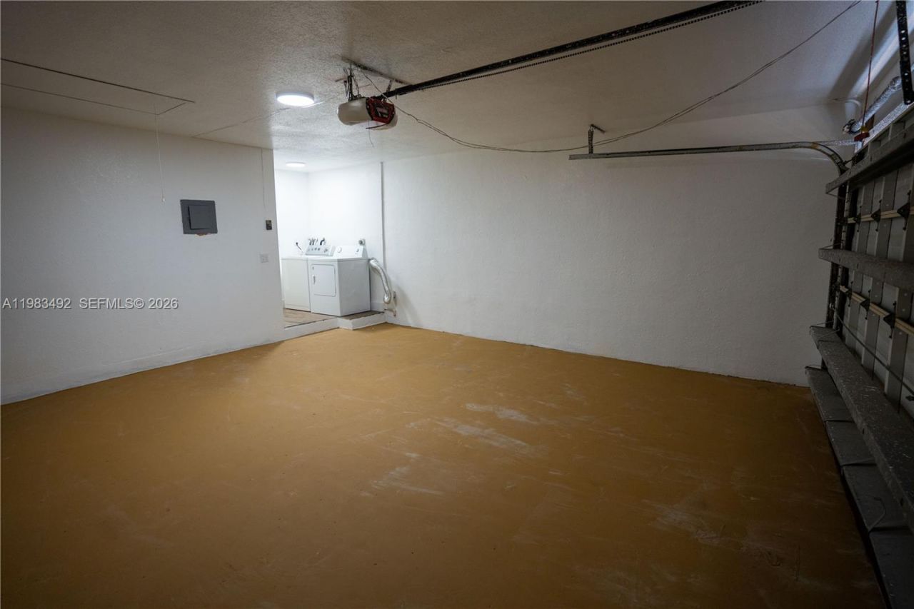 8915 NW 26th Ct , Coral Springs, FL 33065 Photo