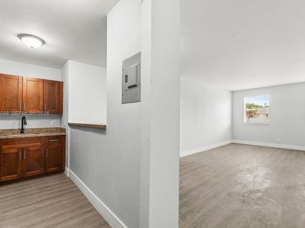 1530 Crescent Cir , Unit 3, Lake Park, FL 33403