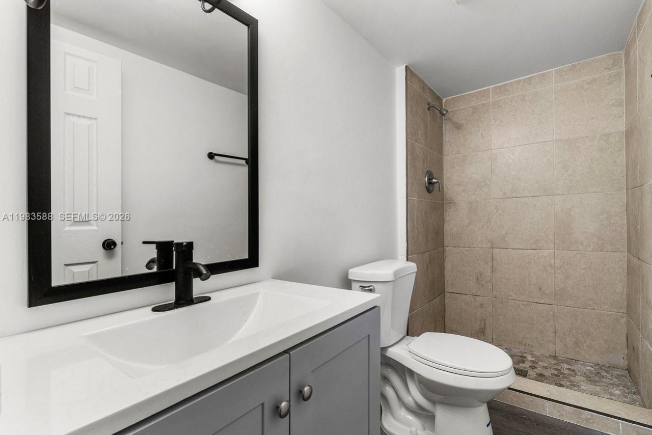 1530 Crescent Cir , Unit 3, Lake Park, FL 33403 Photo