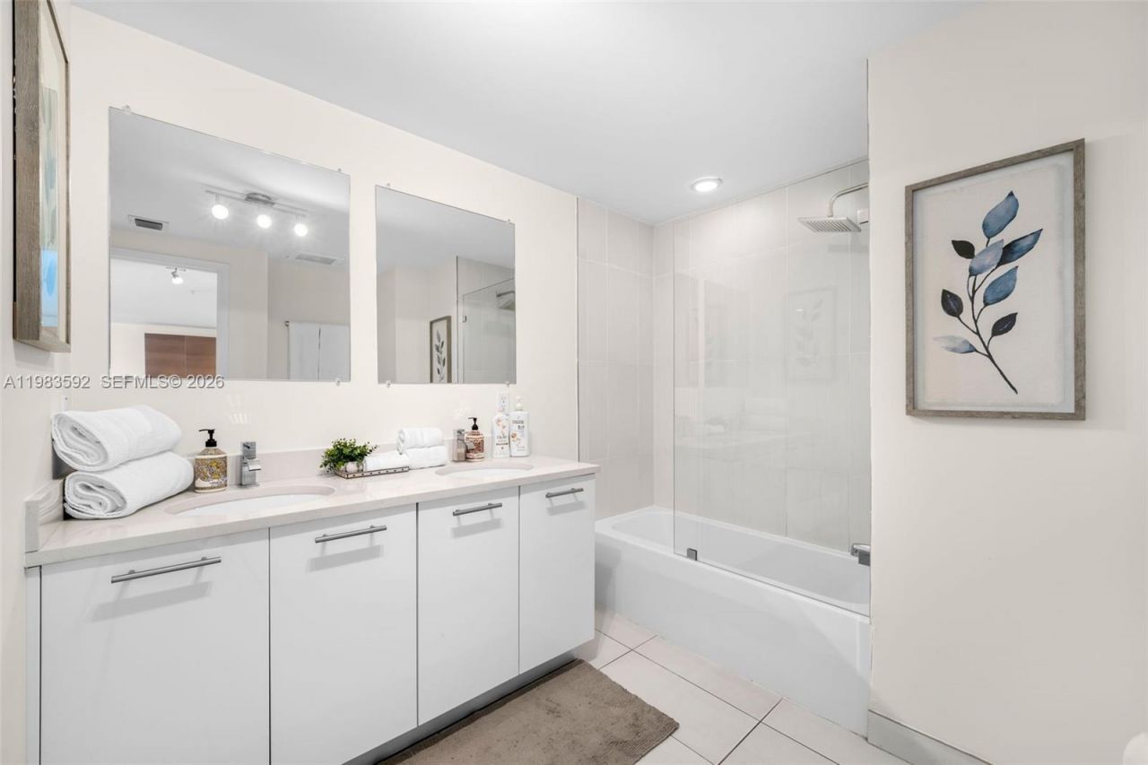 Please Call For Address, Unit 814, Miami, FL 33137 Photo