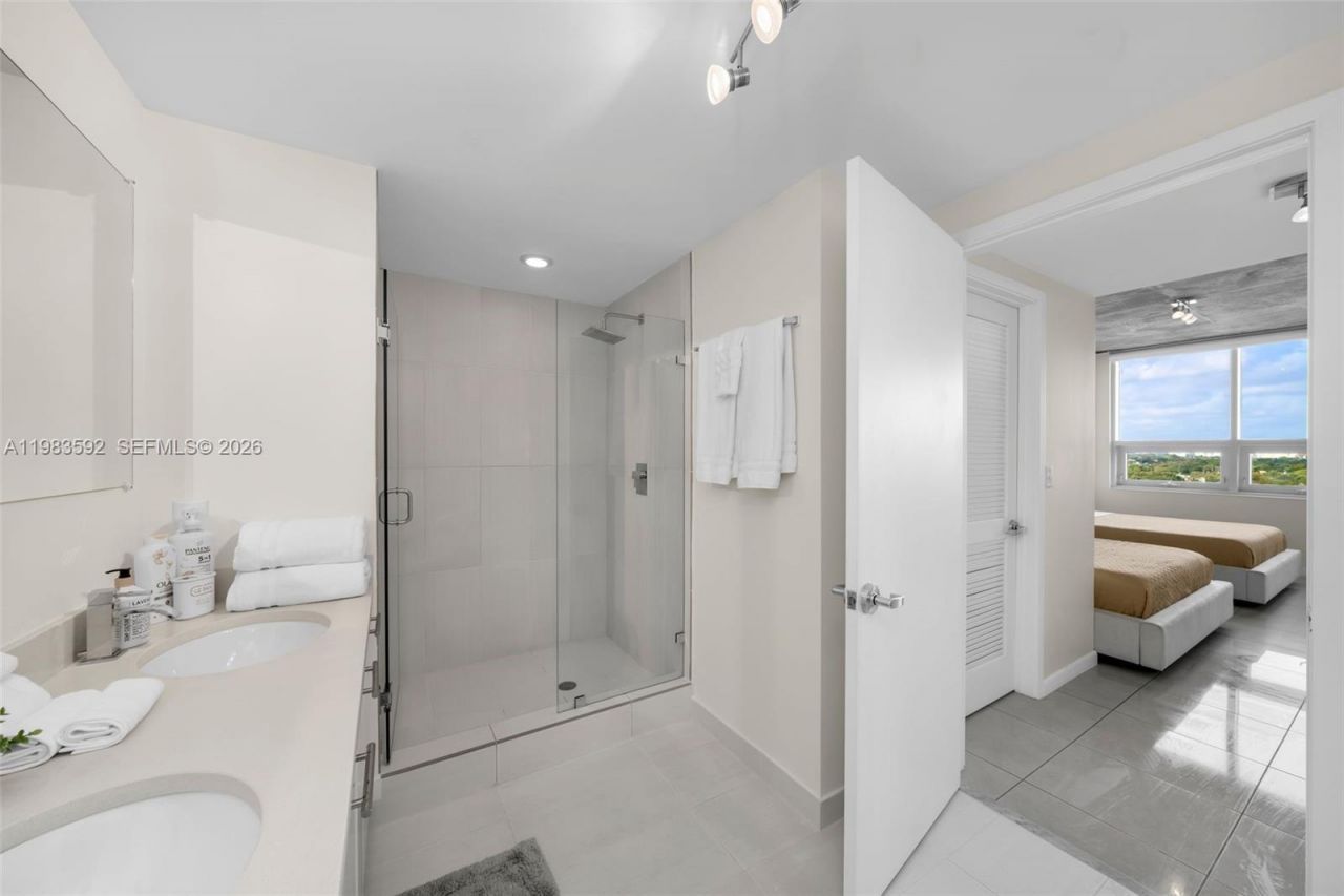 Please Call For Address, Unit 814, Miami, FL 33137 Photo