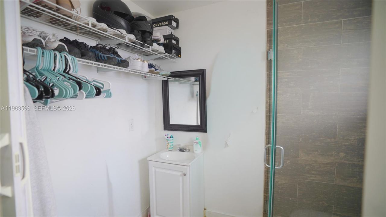 1720 NW 124th Ter, Miami, FL 33167 Photo