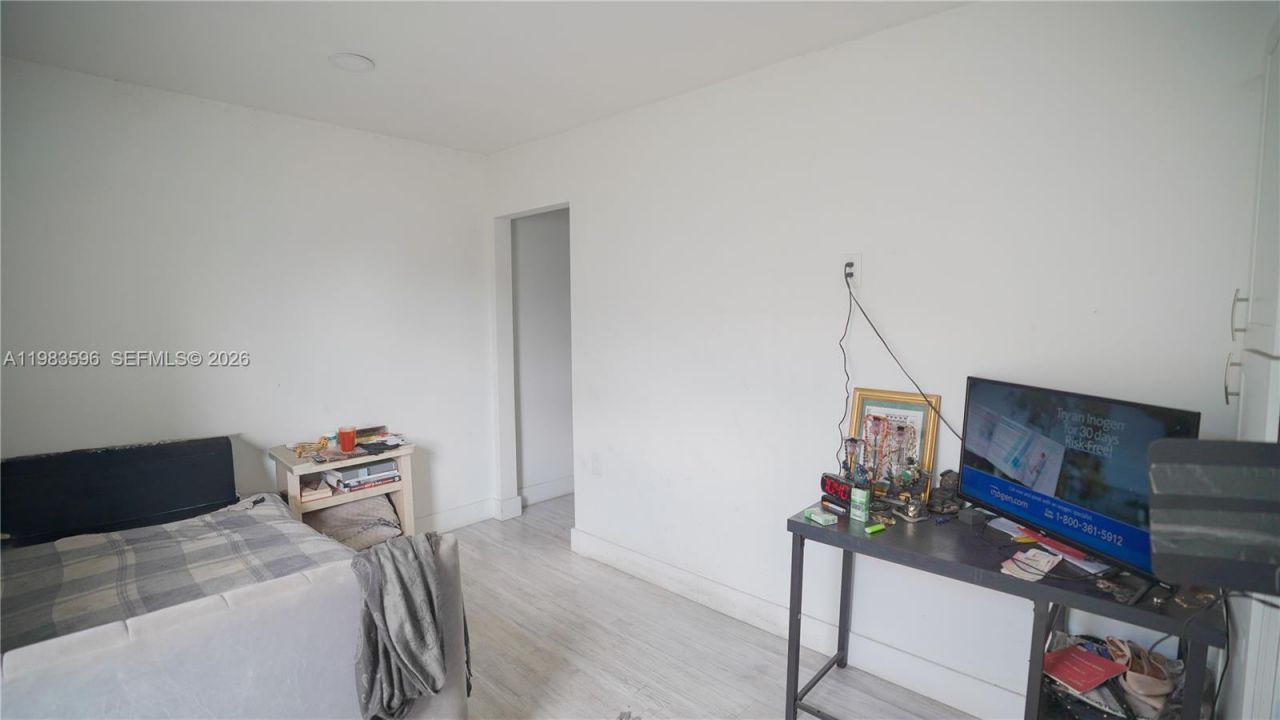 1720 NW 124th Ter, Miami, FL 33167 Photo