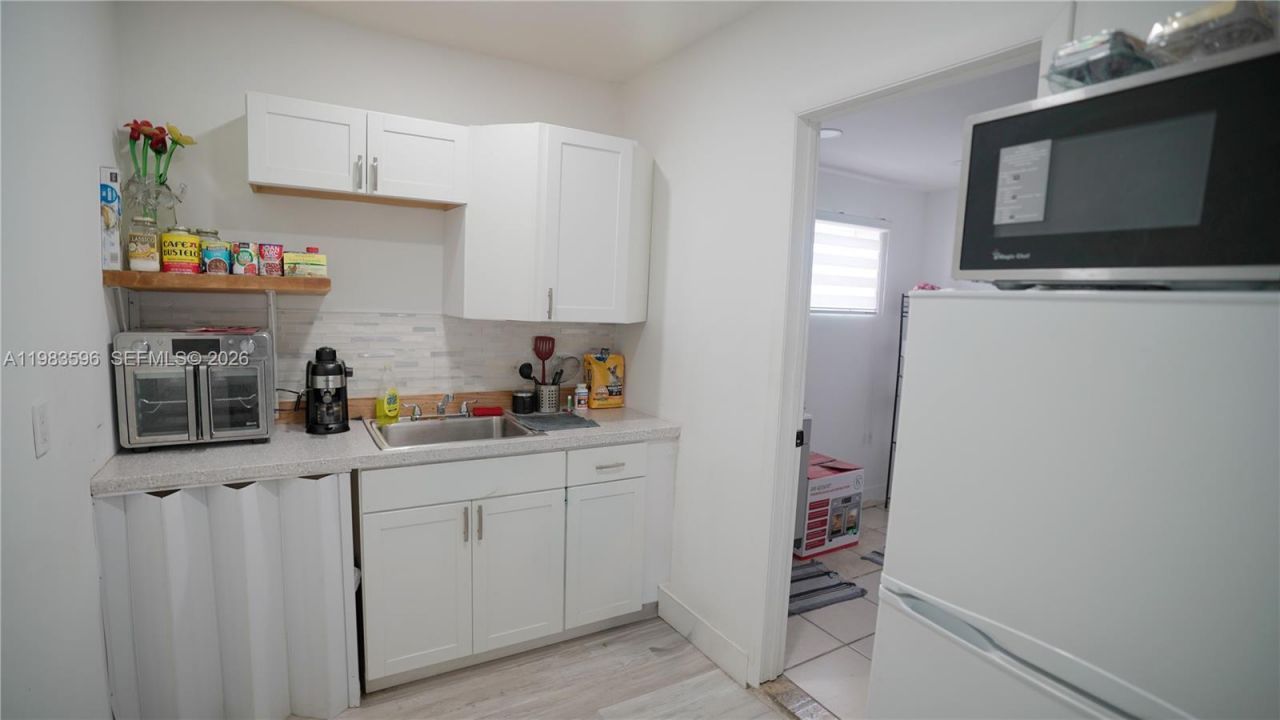 1720 NW 124th Ter, Miami, FL 33167 Photo