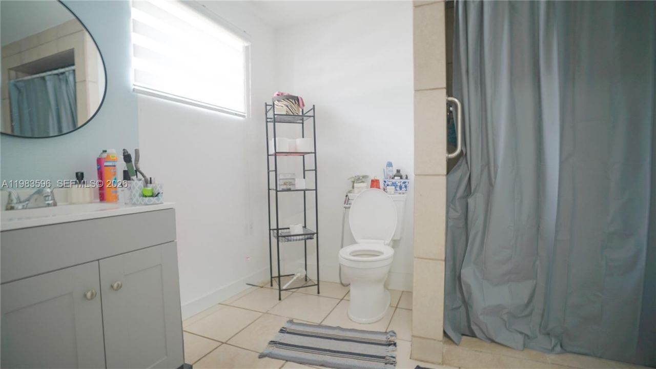 1720 NW 124th Ter, Miami, FL 33167 Photo