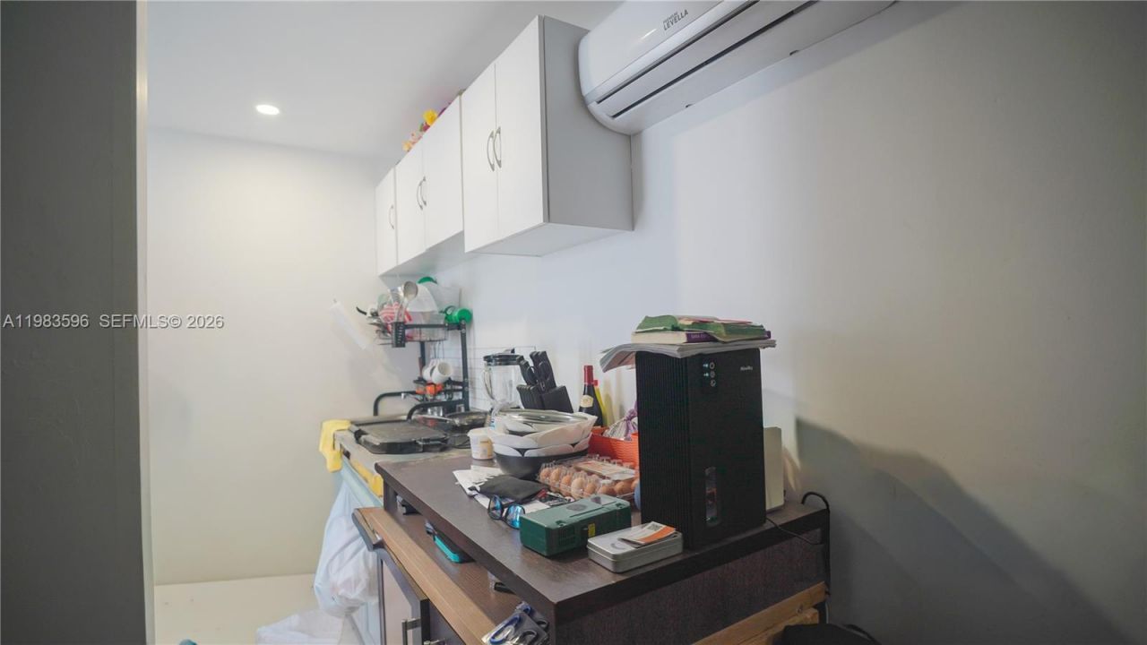 1720 NW 124th Ter, Miami, FL 33167 Photo