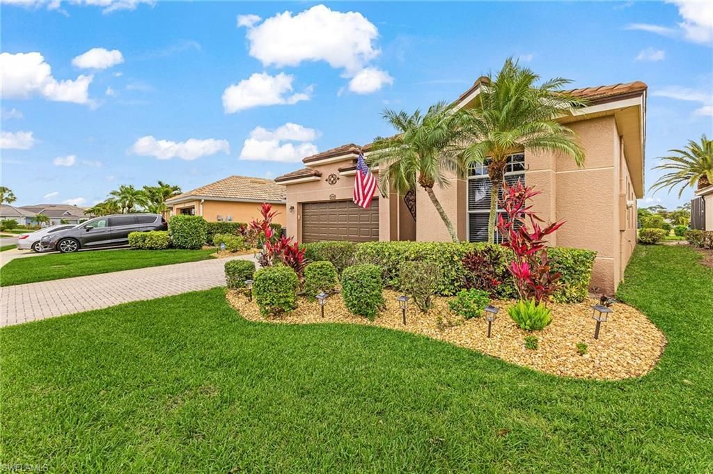 2090 Oxford Ridge Cir, Lehigh Acres, FL 33973 Photo