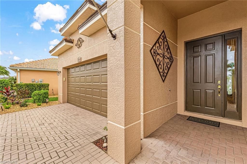 2090 Oxford Ridge Cir, Lehigh Acres, FL 33973 Photo