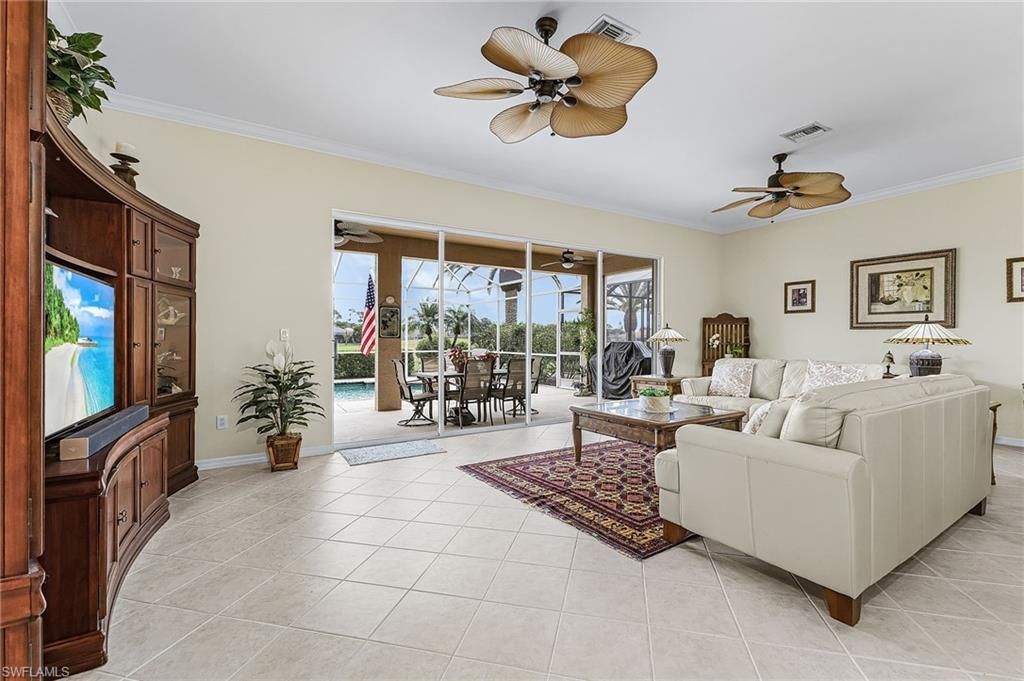 2090 Oxford Ridge Cir, Lehigh Acres, FL 33973 Photo