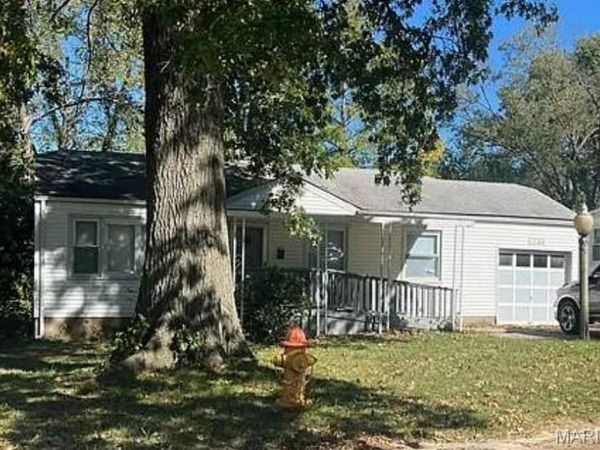 1231 Odessa Drive, St Louis, MO 63137