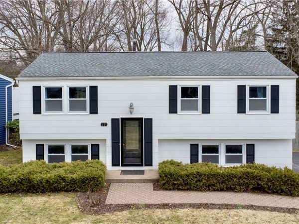 17 Saveria Drive, Hilton, NY 14468