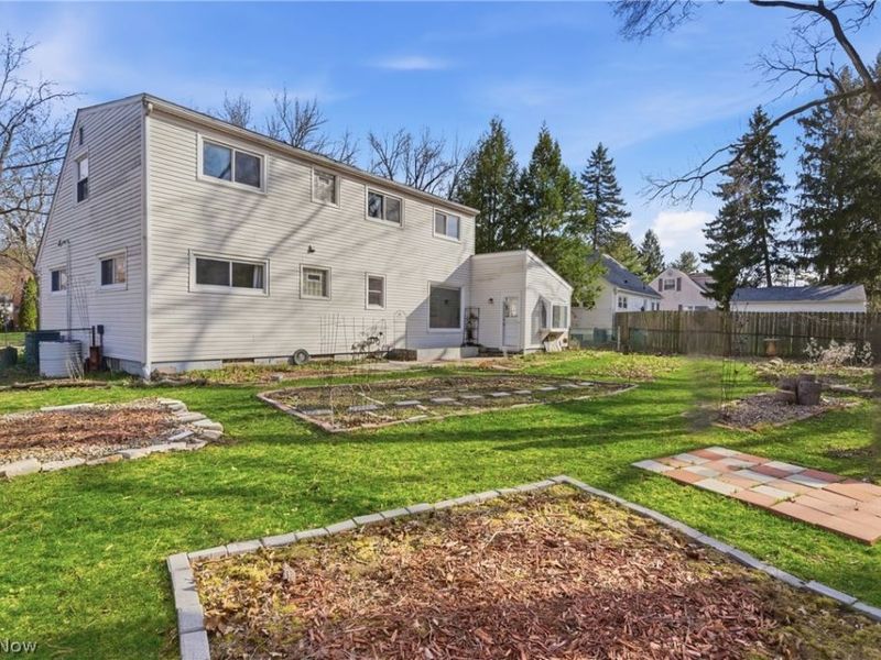 722 Avondale Street, Kent, OH 44240 Photo 4