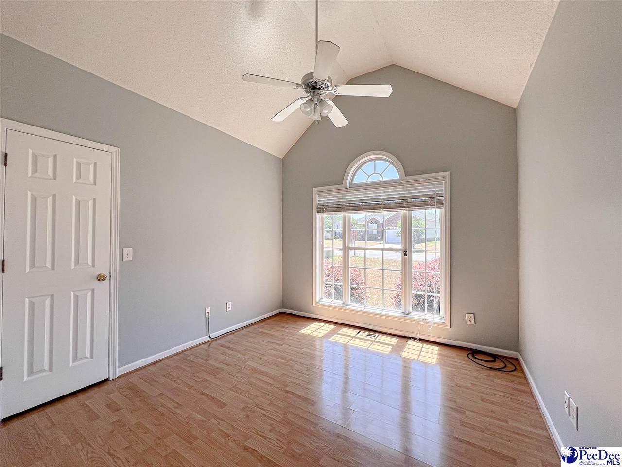 2130 Woodmore Circle Photo 16