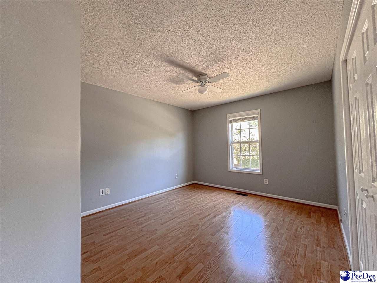 2130 Woodmore Circle Photo 20