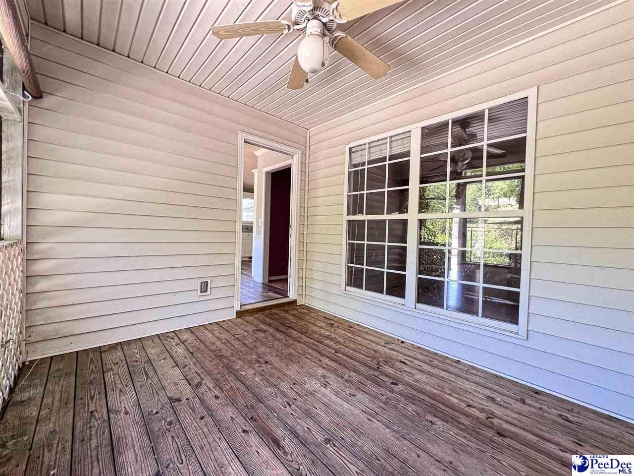 2130 Woodmore Circle Photo 23