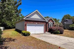 2130 Woodmore Circle photo 4