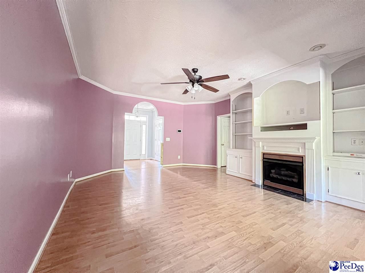 2130 Woodmore Circle Photo 6