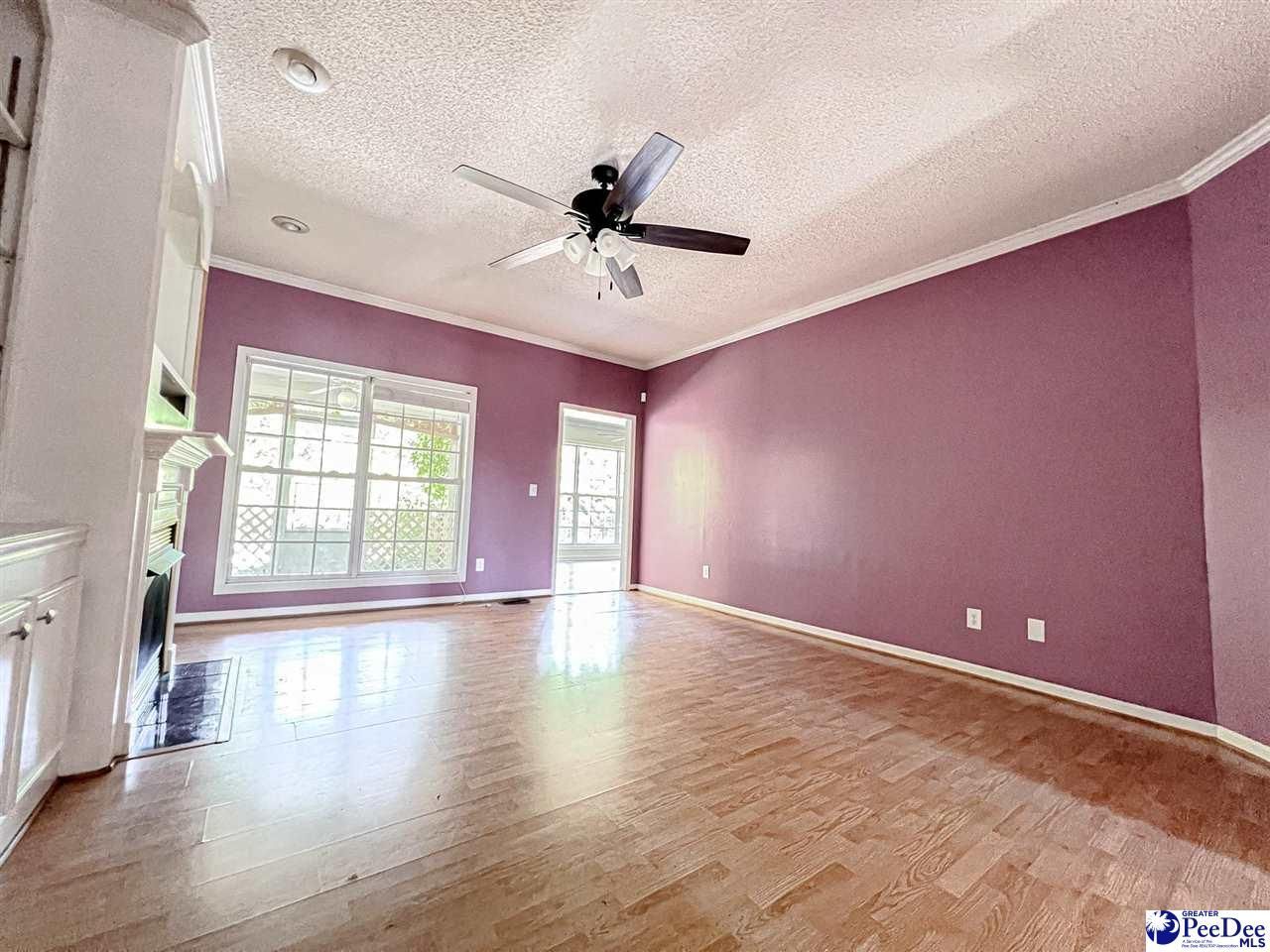 2130 Woodmore Circle Photo 7