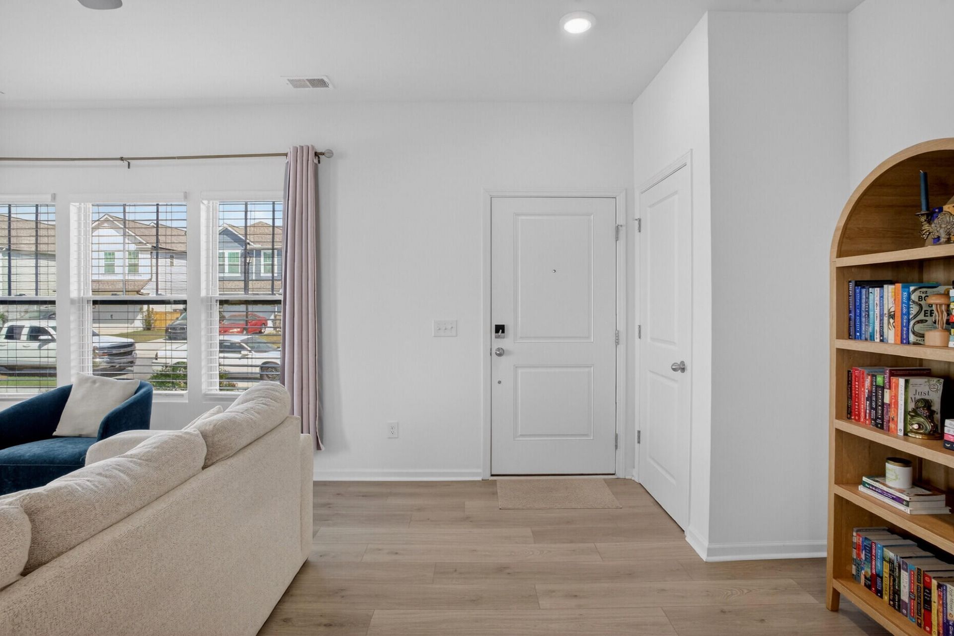 304 Surfbird Road Photo 4