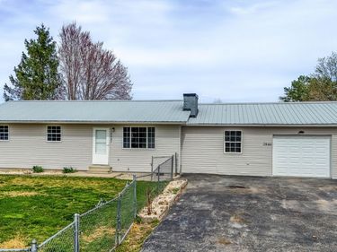 2840 Lily Road, London, KY 40744