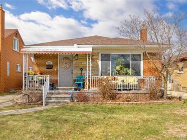 8131 Marian Street, Warren, MI 48093