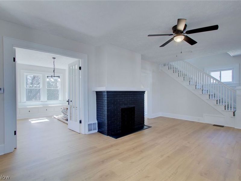 225 Shadyside Court, Alliance, OH 44601 Photo 11