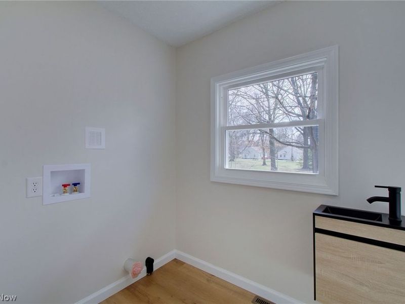 225 Shadyside Court, Alliance, OH 44601 Photo 22