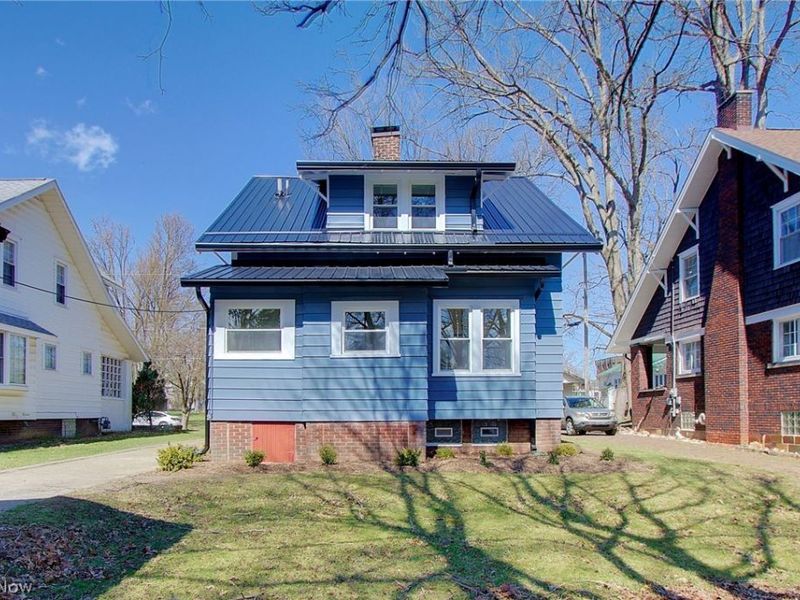 225 Shadyside Court, Alliance, OH 44601 Photo 8